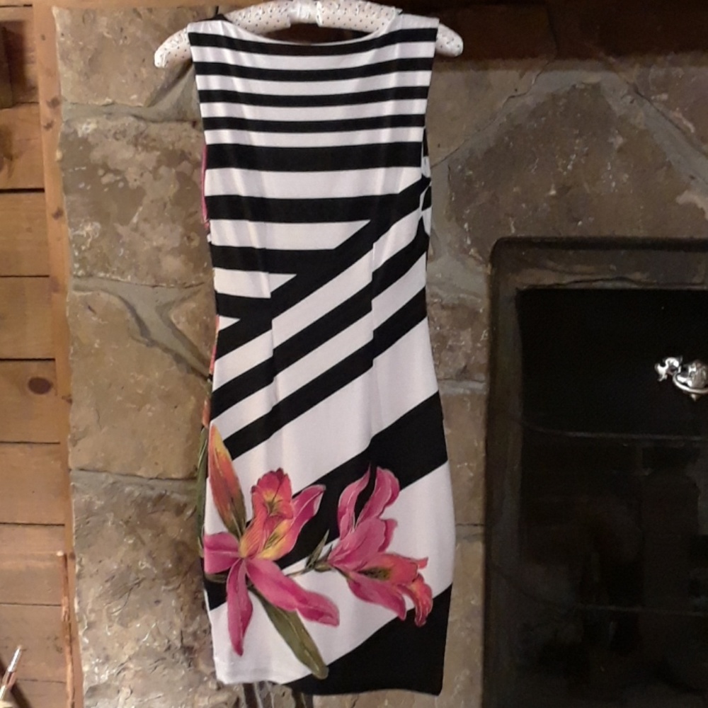 Cache vintage bodycon dress - Picture 4 of 7